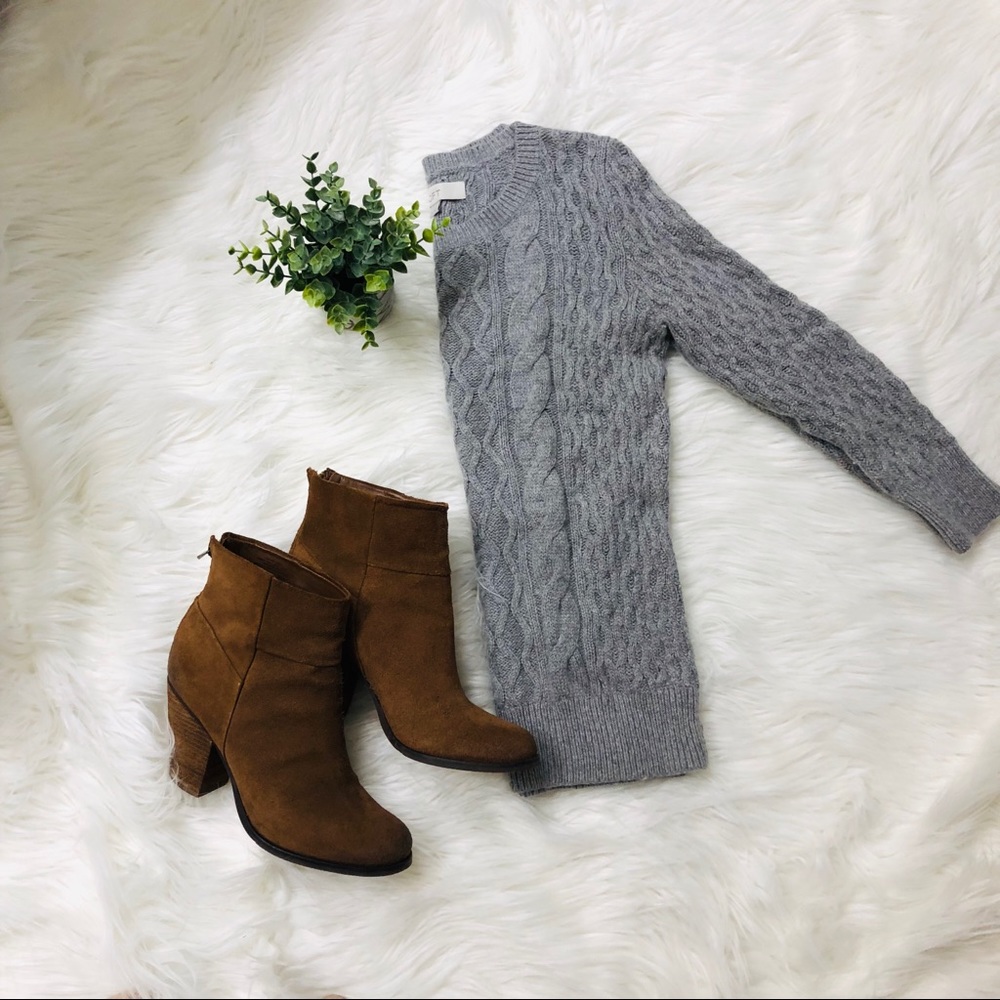 LOFT Cable Knit Sweater (XS)